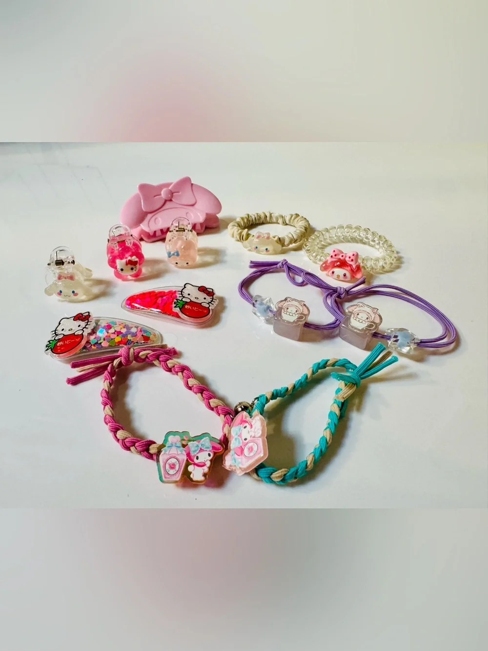 Lot of 12 sanrio character hair accessories, HelloKitty,MyMelody,Cinnamonroll